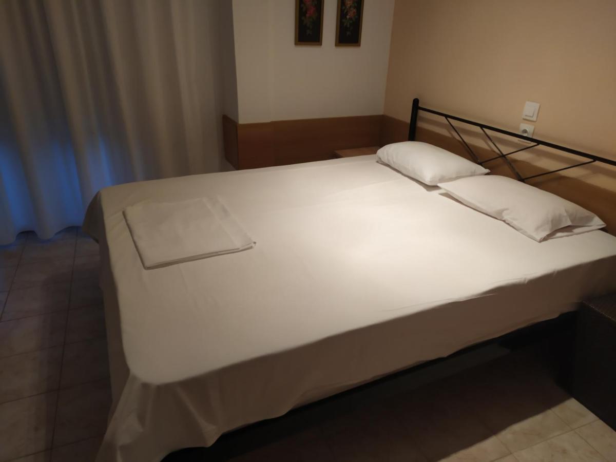 Polistilo Spiti Apartment โปไลโครโน ภายนอก รูปภาพ